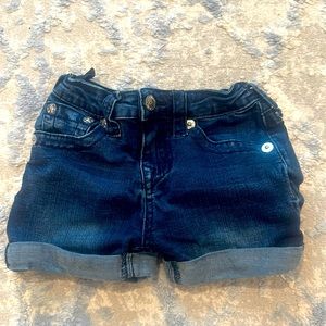 Girls True Religion boyfriend short